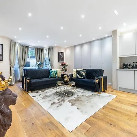 2 Bed / 2 Bath Versace Apartment In Knightsbridge London Exterior photo