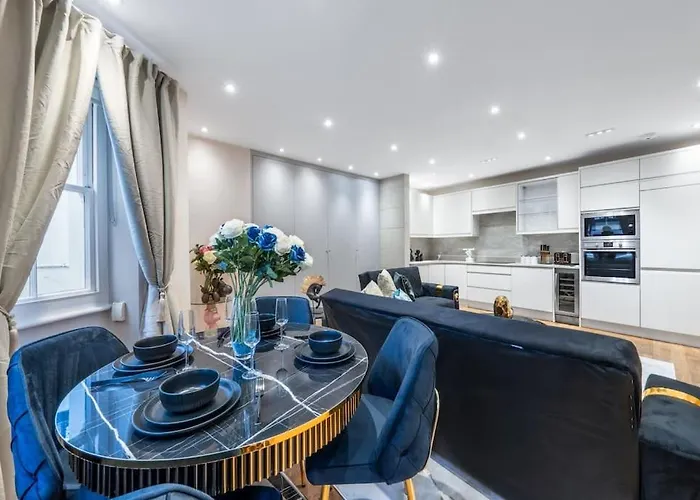 2 Bed / 2 Bath Versace Apartment In Knightsbridge